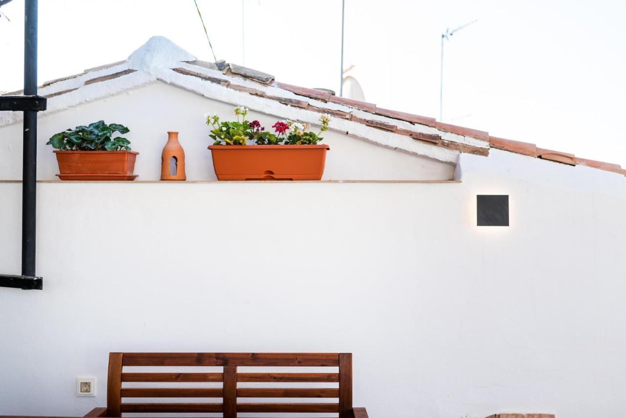 Ma&To Alhondiga Aparts Apartment Granada Exterior photo